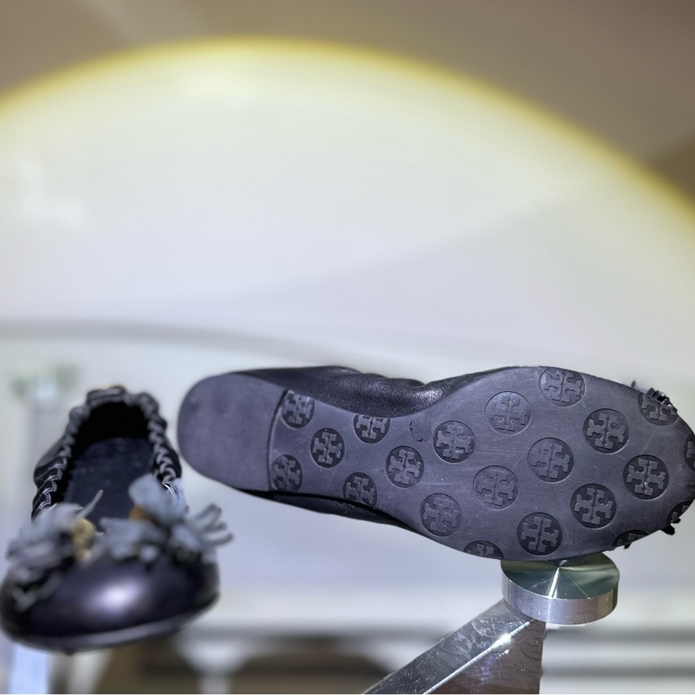 Vintage flat Tory Burch